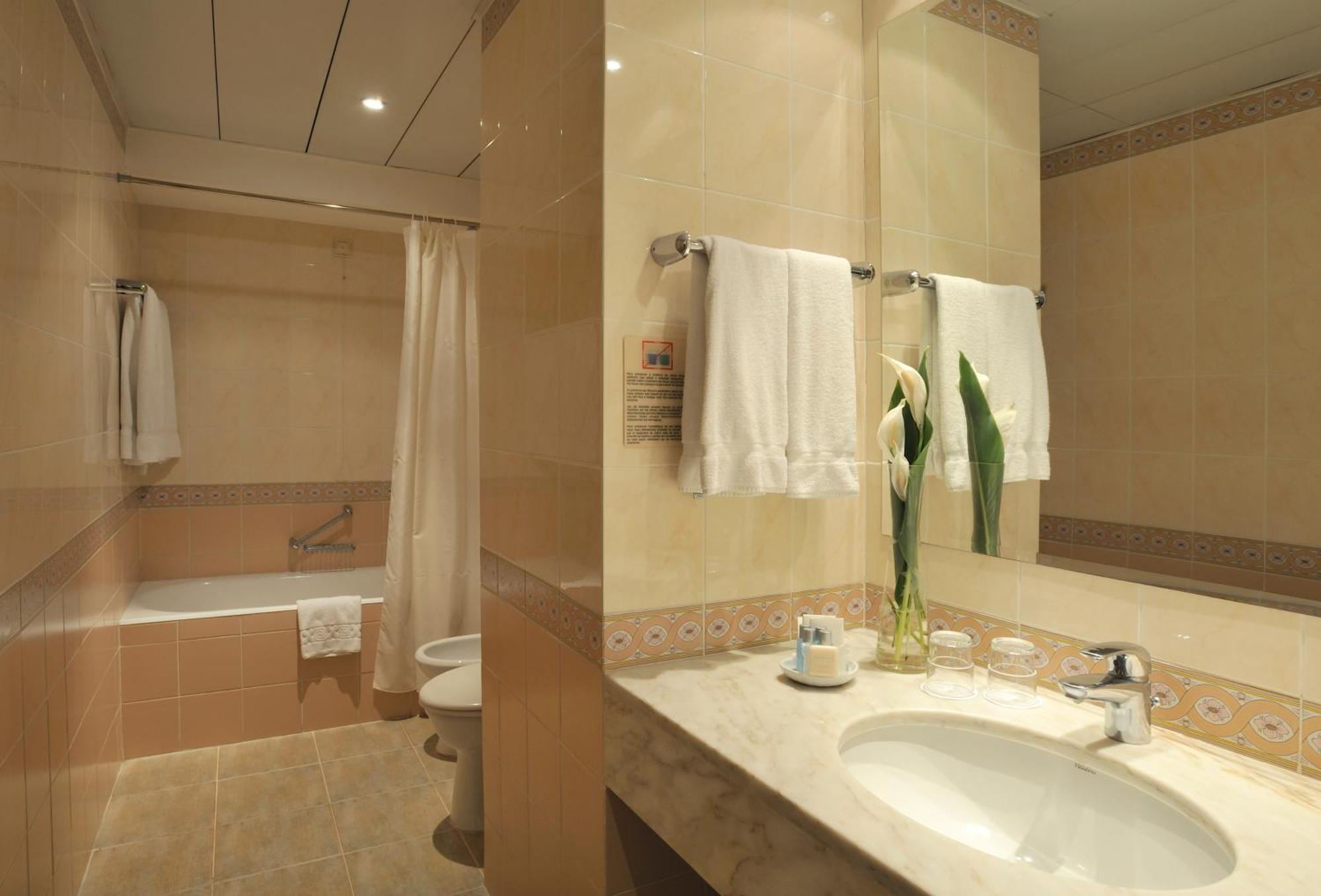 Pestana Miramar Garden & Ocean Hotel فونشال المظهر الخارجي الصورة