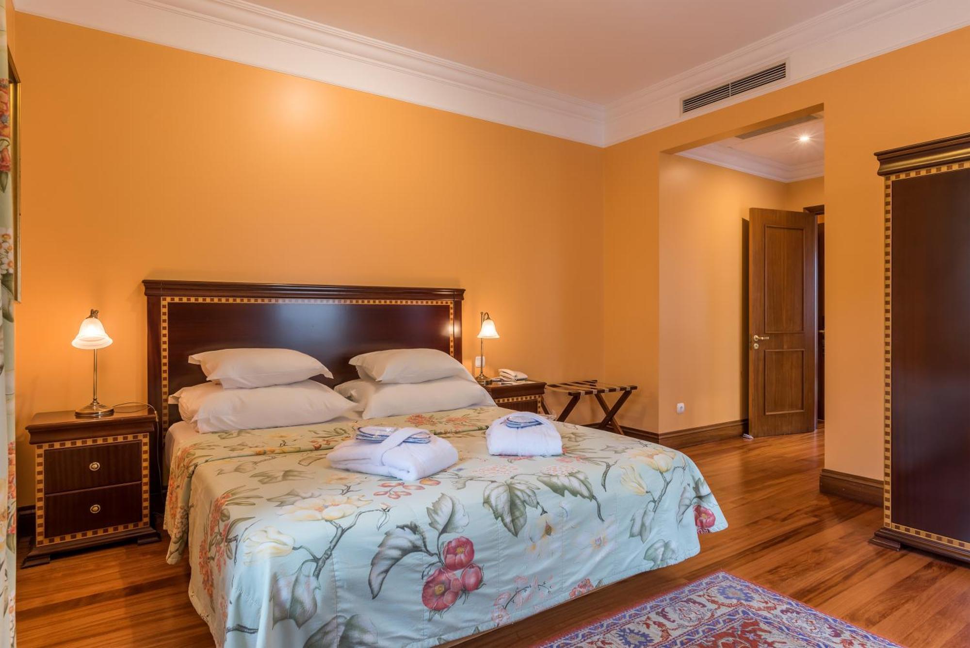 Pestana Miramar Garden & Ocean Hotel فونشال المظهر الخارجي الصورة