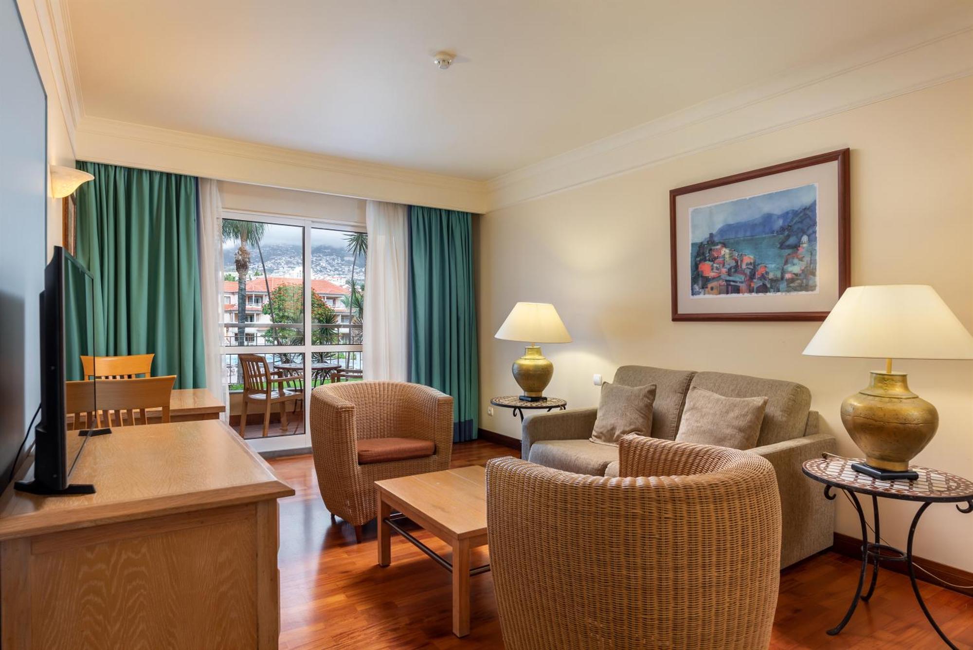 Pestana Miramar Garden & Ocean Hotel فونشال المظهر الخارجي الصورة