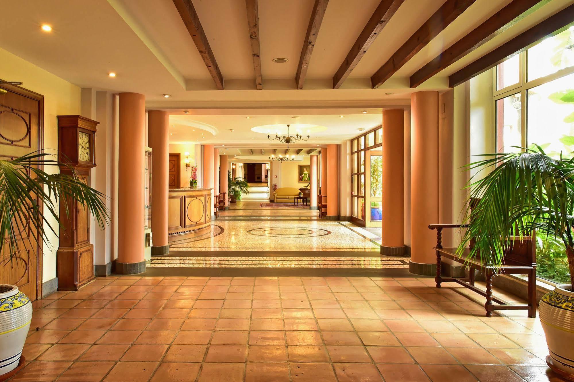 Pestana Miramar Garden & Ocean Hotel فونشال المظهر الخارجي الصورة